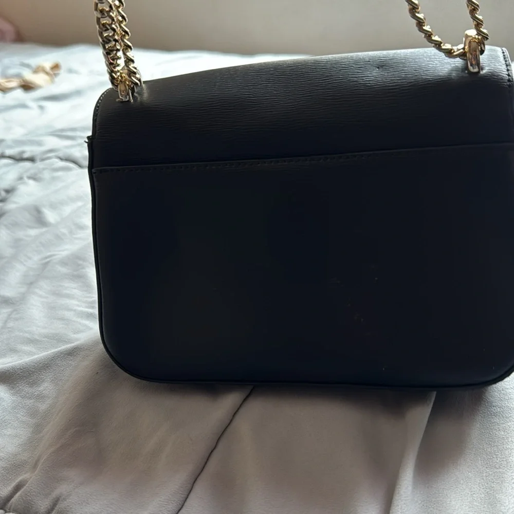 DKNY MILLIE FLAP SHOULDER Purse